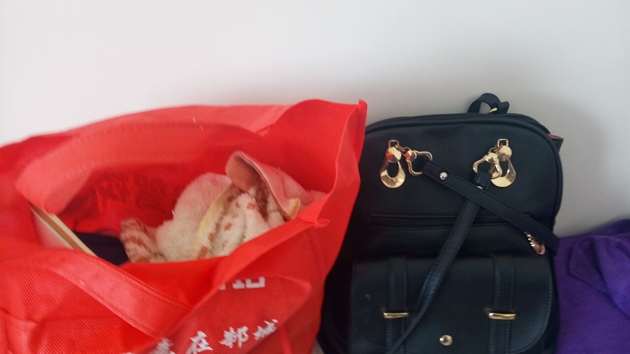 联邦金控 2018.6.11-15:30······那你赶上雷的末班车了······立即准备做的事情，其他的废话多一句不用······妈的，现在是办公地点都找不到，不过还是去深圳吧，估计对这种金融诈骗更零容忍一些，在兰州反而给你一推二六五受不了······我在投资之前就电话要求去的，他们说在兰州办公，深圳只是注册地。就一直没去。 群里那个佛哥去过了，说是假地址