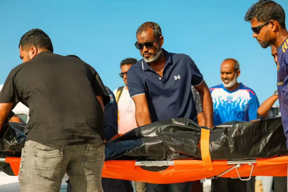 Maldives! ބަންދުގައި ބަހައްޓައިގެން ކޯޓަށް ހާޒިރުކުރުމަށް މީހަކު ހޯދަނީ, ޒައިދާންގެ ދެމަފިރިން ދޫކޮށްލައިފި, Abdul Rahman’s body brought to Malé, Charges filed against five, Manhunt launched for four expats linked to criminal probe, 2 drug network leaders in Fuvahmulah charged, violent crimes, gang violence, stabbing 2025