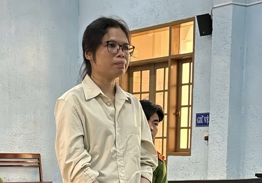 密码保护：Vietnam! bị cáo, Trịnh Văn Quyết, Tập đoàn FLC, thao túng thị trường chứng khoán, lừa đảo chiếm đoạt tài sản, Ma túy, Vận chuyển ma túy, bà trùm ma túy, tín dụng đen, “Mua, bán người”, Tổ chức sử dụng trái phép chất ma túy, chuyển tiền trái phép, chuyển tiền ra nước ngoài,Tội cố ý gây thương tích, Tội làm nhục người khác, Tội gây rối trật tự công cộng, Bộ Luật hình sự, Lạm dụng tín nhiệm chiếm đoạt tài sản, lừa đảo, lừa đảo trên không gian mạng, trốn truy nã, đường dây đánh bạc, khởi tố, vụ án lừa đảo, chiếm đoạt tài sản, lừa đảo chiếm đoạt tài sản, lừa đảo qua mạng, XÉT XỬ SƠ THẨM, rửa tiền, “Cho vay lãi nặng trong giao dịch dân sự”, “Trốn thuế”, “Cưỡng đoạt tài sản”, khởi tố vụ án, cho vay lãi nặng, môi giới mại dâm, mại dâm, cướp, trộm cắp, vụ trộm, bắt cóc, Tổ chức cho người khác ở lại Việt Nam trái phép, vi phạm quy định về quản lý, sử dụng tài sản nhà nước gây thất thoát, lãng phí, đưa hối lộ, Lừa đảo chiếm đoạt tài sản, mê cờ bạc, sòng bài, giả công an, Cướp tài sản, mua bán người, tham ô tài sản, sát hại, sát hại nữ sinh viên, Cướp tiệm vàng, tranh chấp đất, giết người, Trịnh Văn Quyết, Tập đoàn FLC, chiếm đoạt tài sản, bắt trộm chó 2024