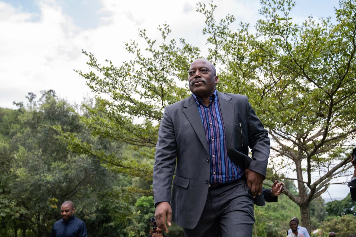 Congo-Kinshasa! 2025 Caricature : quand les parties civiles du procès de Joseph Kabila contestent sa nationalité congolaise et demande la requalification des faits, Former DRC President Joseph Kabila Faces Death Penalty in Treason Trial, Ce lundi 25 août à Matadi 5 militants de la LUCHA ont été brutalisés arrêtés puis relachés après plusieurs heures de détention, Quatre corps sans vie découverts à Lugushwa, Assassinat de Patrice Lumumba au Congo en 1961, Tragique assassinat de Chérubin Okende, Braquage à Lemba, Le choléra continue de faire des ravages dans la province du Sud-Kivu, Meurtre de Wampanga, Trois personnes décédées par balles dans la commune de N’djili, Des braquages en plein jour à Kinshasa, 15 ans après l’assassinat de Floribert Chebeya, Les braqueurs du Lounge Bar de Bakole devant la justice ce mercredi, Nord-Kivu : des inconnus tuent 3 personnes dont 2 militaires à Beni, Sud-Kivu : La Croix-Rouge inhume une vingtaine de corps dont 17 victimes des explosions lors du meeting de l’AFC/M23, RDC: dix morts dans des affrontements entre deux factions des miliciens wazalendo à Butembo, Beni : deux militaires tués et leurs armes emportés par des inconnus à Mambango