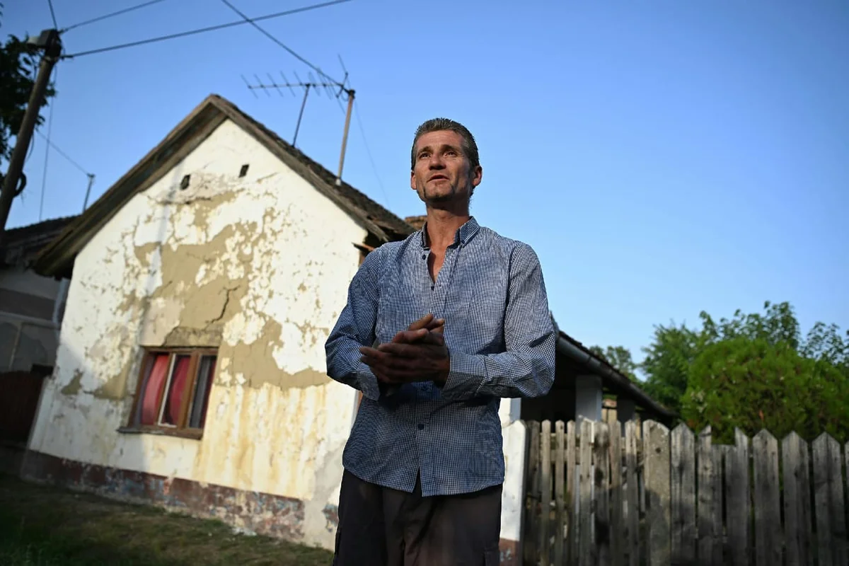 密码保护：Hungary! 2025 Fotók alapján keresik a tinédzsereket akik szétverték egy karácsonyi színpad díszeit Szegeden, Nagyban csempészte a kokaint a magyar vezetésű bűnbanda, amelyre lecsaptak a rendőrök, Hogyan nyomozhatnak hat éve szexuális erőszak miatt egy Szőlő utcai nevelőnő ellen, Hogyan élte meg Iványi Gábor a házkutatást amely alapján most hatóság elleni erőszakkal vádolják, Bűncselekmény elkövetőjét keresik, űncselekmény elkövetőjét keresik, ez az emberkereskedő jár szabadlábon Fejérben, Markos Benjámint is lopásért keresik az egyenruhások, Felfoghatatlan tragédia Berekfürdőn: holtan találtak egy tízéves gyermeket, Berekfürdői gyermekgyilkosság, „Addig vert egy bottal amíg szét nem törte rajtam” – durva polgárőri túlkapás történhetett Kenderesen, megszólalt az áldozat