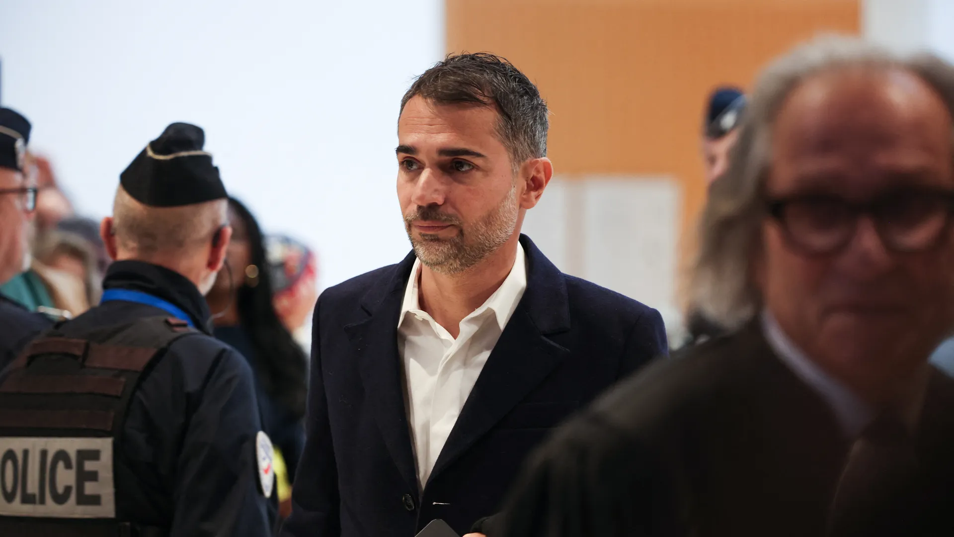 密码保护：France! 2025.7-12 Paris : la police tire sur un homme armé d’un couteau à Montparnasse, Police in Paris wound knife-wielding man at Montparnasse train station, Dominique Pelicot a-t-il violé et tué une commerciale en 1991, Meurtre du frère d’Amine Kessaci à Marseille : un assassinat pour intimider?, Ce que l’on sait de l’assassinat à Marseille d’un deuxième frère d’Amine Kessaci militant écologiste engagé contre le narcobanditisme, Un Américain recherché depuis 13 ans pour exploitations sexuelles de mineurs arrêté en France dans le Bas-Rhin, Attaque sur l’île d’Oléron : couteau de 35 cm retrouvé conversion du suspect à l’islam… Ce qu’il faut retenir de la conférence de presse du procureur, Affaire Grégory : la grande-tante Jacqueline Jacob mise en examen, Dix ans du 13-Novembre : témoignages de survivants du Bataclan extraits audio inédits… Récit d’une nuit qui hante la France, Poupées sexuelles achetées sur Shein : un homme mis en examen pour détention d’images pédopornographiques en Isère, Attaque terroriste de Romans-sur-Isère : l’assaillant condamné à 30 ans de réclusion, Incidents à la Philharmonie de Paris : qui sont les quatre personnes placées en garde à vue, Tras un proceso judicial lleno de errores y retrasos Oualidat ha acabado saliendo en libertad, Meurtre de Philippine : un an après le passé criminel du principal suspect Taha Oualidat révélé, Les bijoux du Louvre introuvables : 2 semaines après le point sur les avancées et les zones d’ombre de l’enquête, What to know about the 4 suspects in the Louvre crown jewels heist, Procès du meurtre de Lola : Dahbia Benkired condamnée à la réclusion criminelle à perpétuité incompressible, Meurtre de Lola : qui est Dahbia Benkired l’impitoyable tortionnaire de la rue Manin, Le Mans : ville dangereuse quartiers sensibles et délinquance en augmentation, Au procès pour le cyberharcèlement de Brigitte Macron l’absurde à la barre: «Je n’ai pas l’impression que mes tweets ont vraiment changé sa vie», Cambriolage au Louvre : Deux hommes interpellés samedi soir, Cambriolage au Louvre : ce que l’on sait des 2 suspects interpellés et en garde à vue, Affaire Grégory: la grand-tante une nouvelle fois entendue, Vingt ans après la mort de Zyed et Bouna : une police plus armée et des jeunes plus méfiants, Ten people to stand trial over online harassment of French first lady, Tentative de viol dans le RER C : le suspect un Égyptien de 26 ans sans domicile fixe nie les faits, Suspect in viral French train attack video denies attempted rape but admits altercation, Inspector Clouseau? The mystery man in an AP photo after the Louvre jewel heist creates a buzz, Cambriolage historique au Louvre : le musée sera finalement fermé toute la journée la traque des suspects se poursuit, Cambriolage au Louvre : ce que l’on sait sur le vol spectaculaire de bijoux “d’une valeur inestimable”, Condamné à 30 ans de prison pour le meurtre de sa femme Delphine Cédric Jubillar fait appel, Wie eine Wohnungsbesichtigung zur Todesfalle wurde – der Fall Sophie Le Tan. Getötet und zerstückelt. Verdächtiger gesteht Mord an Studentin, Procès de Cédric Jubillar : « Mythomane » ou « affranchi » en quête de rachat ? L’énigme Marco le codétenu bavard, Procès de Cédric Jubillar : « Vulgaire personnage » « impulsif »… L’accusé avoue bien des choses mais pas le meurtre, Procès des viols de Mazan, Viols de Mazan : le seul accusé qui avait fait appel « accepte » sa condamnation et n’ira pas en Cassation annonce son avocat, Gisèle Pelicot interpelle son agresseur au procès en appel des viols de Mazan : « A quel moment je vous ai donné mon consentement ? Jamais ! », Mort du rugbyman Aramburu : Le procès de Loïk Le Priol pour assassinat confirmé en 2026, Justice – Meurtre de Federico Martin Aramburu : Loïk Le Priol renvoyé aux assises pour assassinat, Attentat de la rue des Rosiers : un suspect arrêté en Cisjordanie 43 ans après l’attaque, Procès Jubillar : “Je conteste toujours les faits qui me sont reprochés” affirme l’accusé au premier jour de l’audience, Le procès de Cédric Jubillar pour le meurtre de son épouse s’est ouvert ce lundi devant la cour d’assises du Tarn à Albi. En l’absence du corps et de preuves tangibles il s’appuie sur un faisceau d’indices. Cédric Jubillar a toujours nié les faits et a réaffirmé son innocence lors de l’ouverture, “Bloquons tout” : 175 000 manifestants et près de 500 interpellations selon le ministère de l’Intérieur, un documentaire sur la disparition de Delphine Jubillar questionne l’attitude de son mari Cédric dès la première battue, un ancien codétenu de Cédric Jubillar se confie sur les “débuts d’aveux” de l’accusé, Affaire Jubillar : à 11 jours du procès deux proches du couple livrent leurs points de vue contradictoires, La disparition de Delphine Jubillar, Depardieu to stand trial over alleged rape and sexual assault of fellow actor, French judge orders Gérard Depardieu to stand trial for alleged 2018 rape, Procès hors norme en France: un médecin accusé de 30 empoisonnements de patients, Ce que l’on sait de l’enquête sur les quatre corps repêchés dans la Seine, Seine-Maritime : plus d’une centaine de lapins découverts accumulés dans le salon d’une femme atteinte du syndrome de Diogène, Un cybercriminel incarcéré pour actes de cruauté et pédopornographie, Mort de Jean Pormanove: l’autopsie exclut “l’intervention d’un tiers”, Yvelines : le chef étoilé Simone Zanoni violemment agressé devant chez lui sa montre de luxe volée, Corps retrouvés dans la Seine à Choisy-le-Roi: un homme en garde à vue pour meurtres, Corps retrouvés dans la Seine: le suspect soupçonné de l’ensemble des meurtres “depuis le début”, Cadavres découverts dans la Seine : sur la piste d’un serial killer, Quatre disparitions : un tueur en série derrière les cadavres dans la Seine, Génocide des Tutsi au Rwanda : la justice française ordonne un non-lieu pour la veuve de l’ex-président rwandais, La défense fait planer le doute avant le procès de l’anesthésiste Péchier, Les événements d’Aléria, 50 ans des événements d’Aleria : 600 personnes présentes pour les commémorations, Aleria 75 : Retour sur ces deux jours qui ont marqué l’histoire de la Corse, Attentat de la rue des Rosiers, une école d’Arles vandalisée par de jeunes mineurs, Affaire Bertrand Cantat, Attentat de la rue des Rosiers, Ce que l’on sait de l’agression de l’influenceuse Soraya Riffy