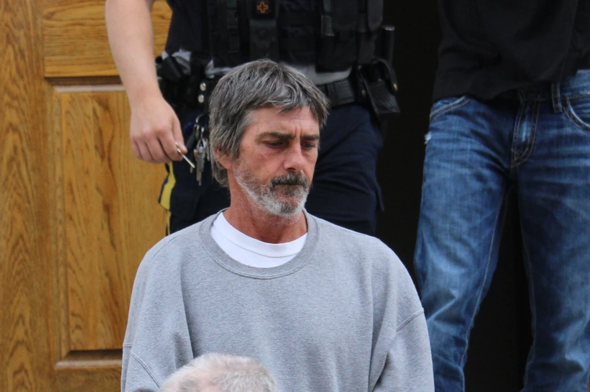 密码保护：Canada! 2025.7-12 Police release suspect photo in alleged ‘unprovoked’ assault at Vaughan plaza, ‘Selfish choice’: Halifax man sentenced for sexually abusing friends’ four-year-old daughter, Former southwest man sentenced for manslaughter wracks up new murder charge, B.C. man who choked 15-year-old girlfriend to death denied parole again, 1 man dead police still searching for 2 armed men after shooting on northern Sask. First Nation, Supreme Court upholds woman’s 1st-degree murder conviction in Tiki Laverdiere death, Ontario man confined his wife and four children for years in their home: ‘He controlled every part of their lives’, Toronto police ID killer in 3 homicide cold cases involving young women, West Central youth faces bestiality charges, This father was killed 70 years ago. His children are still seeking answers, Lethbridge boy(12) pleads guilty to attempted murder of 7-year-old brother, Trio of women wanted after downtown Toronto concert robbery, B.C. money launderer sentenced to 18 months in jail, ‘Shocked and sad’: B.C. man issues warning after dad scammed out of more than $40000 in life savings, London Ont. teen facing weapons charges after sushi restaurant mob attack, Kindersley RCMP arrest newly listed Most Wanted suspect, A man who refused mandatory sexual offender programming is expected to live in Winnipeg, Coronation RCMP arrest made in historical sexual assault investigation, How to use tech to protect yourself and prevent scams: OPP, Winnipeg police arrest man in connection with 22 arsons break-ins around city, Vancouver police warn public as high-risk sex offender to live in city, Halton police arrest 2 suspects wanted for hundreds of thefts in multiple GTA cemeteries, Vancouver compassion club founders guilty of drug charges but sentencing on hold, Police seek woman in two downtown store robberies, ‘Heinous crime:’ Two people arrested in Richmond Hill arson that killed 11-year-old girl and her aunt, Accused cross examined in Rosetown human trafficking and sexual assault trial, ‘No hope of rehabilitation’ for Quebecer who killed 10-year-old in 1994, Murdered Deer Lake woman’s sister says she’s lost a sister and a nephew, Man pleads guilty to ‘monstrous’ 2024 stabbing attack that killed 6, RCMP adds six new names to Saskatchewan’s Wanted List, Wolfpack hitman pleads guilty in 2012 killing at Vancouver’s Wall Centre, Drake gets 17-year parole ineligibility period in killing of rapper Pat Stay, B.C. man jailed for killing girlfriend dies in prison at age 40, Price of a promise: Chinese family returns home broke after paying $40K seeking Canadian residency, 50 years later an Ottawa high schooler’s violent unravelling still leaves deep scars, Suspect arrested in Texas in connection to 2021 attack on missing woman Elnaz Hajtamiri, $33000 in designer sunglasses stolen from Pickering mall 3 women wanted, B.C. woman charged with terrorism elects trial by jury, RCMP dismantle dark web drug network, Alberta RCMP say missing 6-year-old boy has less than 5% chance of survival, Didulo defiant in court as bail hearing adjourned to Monday, Unions preparing to ‘fight’ as Canada sees the most strike action in decades, Woman killed in First Nation stabbing ‘rampage’ suspect dies in crash with Mountie, Human remains found in Ontario’s Algonquin Park identified after 45 years, Algonquin Park remains ID’d as Cleveland man missing since 1973, Nearly 20 years after reporting Tony Humby to police complainant tells St. John’s court of alleged sexual assault, Court begins hearing evidence at trial of accused NL sexual predator Tony Humby, Welland man facing child sex assault charge freed early after similar attack, Man charged with indignity to human remains is linked to missing Maple Ridge woman, Police looking for two suspects after man assaulted in Moncton, Man pleads guilty to 2nd-degree murder in killing of mother of 4 in downtown Winnipeg, B.C. lawsuit accuses Buddhist monk of abusing boy after mother granted guardianship, ‘Armed and dangerous’ Markham man wanted on Canada-wide warrant related to attempted murder charges sought by York police, Video of arrest in Port Alberni draws community criticism, Wife murderer who’d suffered stroke dies in B.C. prison, Sa mère l’arrache des griffes de son pimp, Accused St. John’s sexual predator Tony Humby’s trial will finally begin Aug. 27, ‘disturbing’ animal cruelty case, Toronto police offer $50K reward in Nicole Morin cold case, Crown stays murder charge for Edmonton man convicted of 1987 killing, Five former members of Canada’s world junior hockey team found not guilty of sexual assault, Lapu-Lapu Day tragedy, RCMP search for man who escaped vehicle during arrest, Nova Scotia man gets 6.5-year sentence for raping transgender woman, Father of 9-year-old Canadian girl charged with 2nd degree murder, Je voulais juste qu’on m’aime un peu, Sask. RCMP searching for remaining suspect in rural break-in