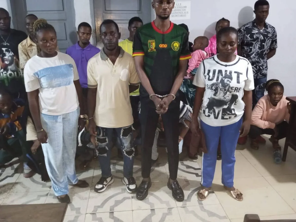 Cameroon! Belgium detains three suspected Cameroon separatists in war crimes probe, East Region: Three traffickers arrested in Yokadouma over 700kg of Pangolin scales seized., Yaoundé : un présumé trafiquant de faux billets arrêté, Yaoundé : une fillette de 4 ans abusée sexuellement dans une école, Zoétélé : plusieurs interpellations après les violences du 19 mai, Abel Elimbi Lobe visé par une plainte pour « incitation à la haine tribale », Yaoundé : un trafiquant d’espèces protégées arrêté, Viol de Joyce Nawal 3 ans : le ministre Etoundi Ngoa brandit la menace de fermeture le Cameroun en émoi, Yaounde: Minister orders probe into torture of supermarket staff., Moungo Division: 17 youngsters rescued from human trafficking network., Drame à Nkol-Koudga un féminicide secoue la Lekié, Assassinat de Marie Louise Ntsama : le principal suspect arrêté à Garoua, Kombo : un bébé enlevé retrouvé sain et sauf, Soa : un étudiant assassiné devant son domicile, Edéa trois suspects arrêtés après un vol violent de plus de deux millions de francs CFA, Plus de 4 600 litres de carburant de contrebande saisis sur l’axe Douala – Yaoundé, La police nigériane démantèle un vaste réseau de séquestration de ressortissants camerounais, Présidentielle au Cameroun: à Douala des familles endeuillées par les violences post-électorales