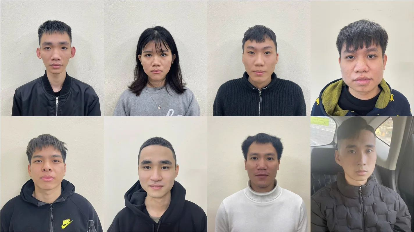 密码保护：Vietnam! 2026.4 Khởi tố nhóm đối tượng mở tài khoản ngân hàng tiếp tay đường dây lừa đảo, Khởi tố người tái phạm nuôi nhốt 20 cá thể chim hoang dã trái phép, Phát hiện 2 cặp nam nữ dùng hàng cấm trên ô tô giữa đèo vắng, Phát hiện bé gái 15 tuổi tử vong dưới hồ sinh thái khu dân cư 577 Quảng Ngãi9, Triệt xóa “trường gà quốc tế Viêng Xay” 1.200 tỷ ở Lào do vợ chồng người Việt cầm đầu, Ghen tuông nam thanh niên sát hại người yêu cũ cùng bạn trai, Công an tiến hành làm việc với Lê Thị Tuyết Nhanh SN 2003, Ra quyết định khởi tố người phụ nữ bán hàng rong Nguyễn Thị Thúy SN 1981, Triệt phá chuyên án 426C bóc gỡ đường dây mua bán ma túy xuyên biên giới, Triệt phá đường dây lừa đảo qua livestream với các biệt danh ‘công tử’ ‘kéo vốn’, Hoãn xét xử phúc thẩm vụ tranh chấp di sản của cố nghệ sĩ Vũ Linh, Thu giữ 10kg nhựa thuốc phiện trong đường dây ma túy liên tỉnh, Kiểm tra nơi ở bắt Lê Dạng Ngân SN 2003 và Ngô Quốc Bảo, Bắt Nguyễn Tú Chi sinh năm 2007, Luật sư nhận định vụ ca sĩ Trung Quân Idol bị tố đánh phụ nữ, Tài khoản Vietcombank Đỗ Linh Trang phát sinh giao dịch hơn 700 triệu đồng: Công an lập tức mời cô gái sinh năm 1997 lên làm việc, Thi hành lệnh bắt tạm giam ca sĩ đoàn lô tô Phạm Minh Khoa, Cảnh sát khám xét khẩn cấp bắt quả tang Đỗ Lê Duyên Thư cùng 3 người khác thu giữ nhiều tang vật, Cựu Phó chủ tịch phường “xào ke” xuyên đêm trong nhà nghỉ cùng 2 nữ nhân viên, Công an phường phát thông báo truy tìm thiếu nữ 14 tuổi mất tích “bí ẩn” từ lúc 23h ngày 5/4, Từ cú lừa “tri ân khách hàng” lộ đường dây rửa tiền hơn 1.4 tỷ đồng, Công an Hưng Yên tìm nạn nhân mua thuốc giả “gia truyền 4 đời”, Bắc Ninh: Nhóm đối tượng biến nhà nghỉ thành điểm trung chuyển ma túy, Đột nhập phòng trọ bằng chìa khóa nhặt được một phụ nữ ‘ẵm’ số vàng trị giá gần 300 triệu đồng, Khởi tố 2 người giả danh nhà báo cưỡng đoạt tiền ở Hải Phòng, 117 bị cáo trong đường dây tội phạm xuyên quốc gia lĩnh án, Bắt Lê Thị Thùy Trang 49 tuổi: Thu giữ hơn 50.000 USD hơn 2 tỷ đồng tiền mặt cùng hàng chục cuốn sổ đỏ, Tuyên án nữ thanh niên dụ 18 người xuất cảnh để cưỡng bức lao động và bóc lột tình dục, Dán đè QR lên mã tài khoản của hàng chục cửa hàng để nhận tiền, Đăng video xúc phạm vợ chồng bà Phương Hằng bà Đinh Thị Lan bị phạt 1 năm 9 tháng tù, Bắt giữ Nguyễn Yến Vy SN 2005, Tạm giữ 3 nghi phạm đánh chết người cùng ấp ở An Giang, TPHCM: “Đột kích” 2 lò giết mổ chó mèo trong khu dân cư, Bắt quả tang Phan Thị Thanh Nga đang có hành vi phạm pháp ở đầu ngõ, Nhiều đối tượng phạm tội về ma túy sa lưới ở Hà Nội, Vợ chồng ông chủ công ty đậu phộng Tân Tân lĩnh án, Thi hành lệnh bắt khẩn cấp Nguyễn Thị Loan 49 tuổi và con gái, Công an TPHCM kiên quyết quét sạch nạn trộm thú cưng, Tạm giữ hình sự Trần Thị Thu Hà sinh năm 1994, Mua súng hơi trên YouTube bán lại kiếm lời 3 người bị khởi tố, Tạm giữ hình sự 03 đối tượng tổ chức sử dụng trái phép chất ma túy tại phường Long Phú, Vụ 4 người tử vong ở xã Cát Tiến: Có khả năng do nạn nhân tự sát, Thủ đoạn đòi khoản nợ 70 tỷ đồng của vợ chồng Giám đốc Công ty Nhất Tín, Khởi tố Hoàng Văn Thủy SN 2000 sau khi lén lút xóa vết máu, Vụ cháy 15 người chết: Hai cựu cán bộ công an bị đưa ra xét xử, Vụ án cựu CEO Quốc Cường Gia Lai: Bà Nguyễn Thị Như Loan được đề nghị án treo, Bắt quả tang 2 đối tượng vận chuyển ma túy giấu nhiều súng và đạn trong người, Làm rõ vụ nhóm người nghi lao vào bàn nhậu nổ súng, Vụ 2 nhân viên đường sắt bị hành hung: Tạm giữ một phụ nữ, Bắt giữ Bùi Văn Quyền SN 1989, Truy nã Nguyễn Thị Duyên SN 1988, Khám xét nơi ở của Đoàn Thị Thu Hằng SN 1979, Cựu lãnh đạo Cao su Việt Nam thừa nhận nhận hàng trăm nghìn USD, Một gia đình ba thế hệ hầu tòa vì ma túy, Bắt giữ kẻ đánh người gây thương tích sau va chạm xe trong ngõ nhỏ, Bắt đối tượng cắt trộm cáp điện trên cao tốc Bến Lức – Long Thành, Công an khám xét bắt giữ Lê Võ Quốc Trung trong đêm, Bắt khẩn cấp Ngô Thị Hồng Như sinh năm 2003, Khởi tố người phụ nữ làm giá đỗ bằng hóa chất độc hại bán hơn 500 tấn ra chợ đầu mối, Kịch bản lừa đảo chiếm đoạt hàng chục tỷ đồng xuyên biên giới, “Mắt xích” cho vay nặng lãi sa lưới sau thời gian lẩn trốn qua nhiều tỉnh, Người phụ nữ dựng màn kịch lừa hơn 400 triệu đồng của người quen, TPHCM triệt phá đường dây ma túy xuyên quốc gia bắt 26 người, Đập điện thoại vứt sim 3 đối tượng vẫn bị bắt vì đánh bạc qua Telegram, Truy tố “cô tiên từ thiện” Nguyễn Đỗ Trúc Phương, Bắt bảo vệ Chu Đình Phong SN 2006, Vụ dàn cảnh giật dây chuyền du khách tại Liên Hoa Bảo Tháp: Khởi tố tổng cộng 27 đối tượng, Cựu Thứ trưởng Hoàng Văn Thắng bị đề nghị phạt 4-5 năm tù, Vụ “tổng tài” giơ tay chỉ đạo đàn em đánh người ở quán cà phê: Y án 24 tháng tù giam, Liên tiếp phát hiện các vụ việc liên quan đến ma túy tại Chương Mỹ Hà Nội, Bắt giữ vụ vận chuyển hơn 230 thùng nấm do nước ngoài sản xuất không có hóa đơn, Thiếu nữ lộ vẻ bất thường và bí mật trong túi xách, Công an tỉnh Đắk Lắk truy nã đặc biệt bà Trần Thị Vĩnh Trân, Cảnh sát đang làm rõ vụ xuất hiện lá thư tuyệt mệnh cùng 2 đôi dép trẻ em trên cầu ở Hưng Yên