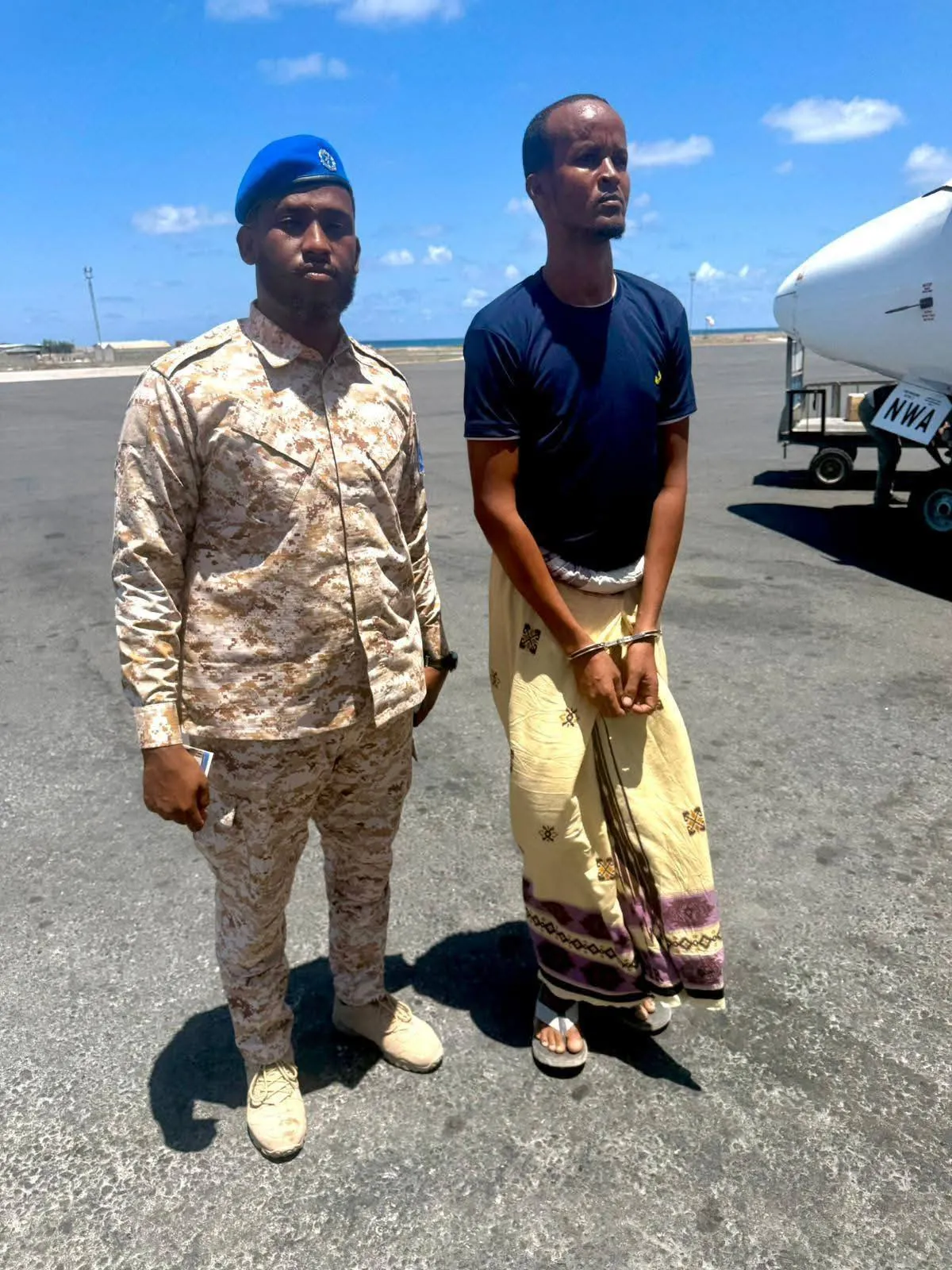 Somalia! Dhaca iyo Bililaqada oo Aad Ugu Sii Badanaya Magaalada Baydhabo ee Gobolka Baay, W/Bari oo soo bandhigtay 5 nin oo loo haysto kufsi wadareed + Magacyada, Dowladda Soomaaliya oo dalka dib ugu soo celisay 174 Dhalinyaro Tahriibayaal ah, Maleeshiyaad hubeysan oo Dhakhtar ka afduubtay Gaalkacyo, Waa sidee Saaka xaalka Muqdisho, Maxkamadda Ciidamada Jubbaland oo dhageysatay kiis la xiriira qorsheynta weeraro bam-gacmeedyo ah oo ka dhici lahaa Kismaayo, Maxkamadda Ciidamada Jubaland oo Fadhigii Labaad ka Yeelatay Kiiska Cabdirisaaq Cabaas Sheekh Yuusuf oo loo haysto xiriir iyo ka mid ahaanshaha argagixisada Al-Shabaab, Booliska oo gacanta ku dhigtay eedeysane loo haysto dil iyo dhaawac ka dhacay Hiiraan, Dil ka dhacay Boosaaso iyo Faahfaahino ka soo baxaya, Puntland oo gacanta ku dhigtay koox xiriir la leh Burcadbadeeda, Burcad badeed Soomaali ah oo markab ka dalbaday madaxfurasho 3 malyan oo doollar ah, Booliiska Muqdisho oo Xiray Dad Lagu eedeeyay Rabshado iyo Carqaladeynta Amniga, Taliska Ciidanka Booliska Soomaaliyeed gaar ahaan Hoggaanka Baarista Dembiyada (CID), Boliiska Degmada Dhoobley oo gacanta ku dhigay Maandooriye iyo ragii ka ganacsanayay, Police in Dhobley Launch Major Operation Against Drug Trafficking Networks, Ciidanka Booliska Degmada Dhoobley oo qabtay dad aan soomayn oo isticmaalayay daroogo xilli lagu jiro bisha Ramadaan