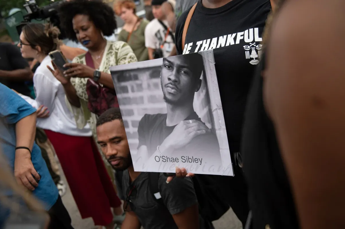 U.S.! 2026.6 Man who killed O’Shae Sibley after he danced at a Brooklyn gas station is convicted of manslaughter, Penn Station slasher had ‘rage in his eyes’ victim says while recalling NYC rampage: ‘Wanted to kill me’, Homeless NYC Penn Station stab spree suspect was high during attack likely mentally ill, Florida woman mauled to death by dogs that had allegedly terrorized neighborhood owner charged in killing, American Airlines flight attendant killed in tourist hot spot as investigators probe suspected boat strike, Missing American student found dead in Japan after dayslong search, Three fathers killed their families this week as domestic violence deaths remain high, Hero NYC cop who nabbed killer behind Post’s famed ‘Headless body in topless bar’ headline dies, 98-year-old beaten with broomstick chair in NYC by woman campaigning for Dem: cops, Brendan Banfield sentenced to life in prison for murders of wife stranger amid affair with his family’s au pair, Mass shooting after California high school graduation kills teen wounds 3, What it’s like to go inside New York City’s dank dangerous bug-filled sewers, Taylor Swift Travis Kelce midtown Manhattan wedding would be security nightmare: NYPD source, Man posing as Uber driver picks up two sisters rapes one after she falls asleep in car, James Handy’s girlfriend’s son seen calmly walking away from where ‘Top Gun: Maverick’ actor was stabbed to death, Marine veteran fights off 4 hooded teens who tried to carjack him at gunpoint in broad daylight, Scandal-plagued far left NY House hopeful Darializa Avila Chevalier attended anti-Israel rally — day after Oct. 7 attacks, Unhinged attacker in antisemitic subway horror unmasked as ex-artist with long mental illness history: sources, Vile past of Bakersfield bank robber Anthony Searles-Harris — and why he was booted from military, New details emerge in case of homeless man accused of sexually assaulting female UCLA students, Karmelo Anthony trial ignites dueling crowds turning courthouse into shouting match in racially-charged case, OJ Simpson-era attorney sees familiar warning signs as Karmelo Anthony case fuels clash over race and justice, Karmelo Anthony witness testifies students repeatedly asked accused killer to leave tent before track stabbing, Oregon man accused of killing women and dumping their bodies is arraigned on fifth murder charge, LI illegal migrant stabbed neighbor 50 times before killing co-worker at Wendy’s — his bizarre motive revealed, Wannabe Uzbek mobsters staggering $4.5M ‘Goodfellas’ scheme: Cigarettes. High-end cheese. Copper wires., Cheating NJ husband with ‘long-simmering hatred’ for his wife killed her with a barbell: cops, Victim of vile antisemitic attack in NYC relives horrific moment hair was ripped out by maniac screaming: ‘Jews are eating kids’, High school valedictorian yanked from stage after hijacking speech to rant against Israel, Lone survivor of Iowa murder-suicide speaks out after entire family slaughtered with heart-wrenching message for killer dad, Feds raid $35M SoCal mansion of tech boss charged with sending secret shipments to Iranian military nuclear programs, Bakersfield California hostage standoff ends after FBI kills armed sex offender, Teen rider accused of stabbing 3 horses at Las Vegas race was ‘stalker’ injured horse’s owner says, Video shows massive drug-smuggling tunnel connecting U.S. and Mexico, Charges dismissed against California dermatologist accused of poisoning husband with liquid drain cleaner, Female volleyball coach allegedly waited until student was 18 to have sex with her: court docs, Long Island man stabbed by deranged woman in hookup-gone-wrong died in dad’s arms while horrified mom watched: cops, Sabrina Carpenter granted restraining order against alleged stalker she says tried to get in her home, NYC manhole ‘mole people’ have plundered sewer for lost treasures for decades, Judge torches upstate NY dad who laughed in court about executing young son girlfriend with shotgun, A key hearing for the man accused of killing Charlie Kirk will be public judge rules, Police investigate Iowa man suspected of shooting 6 of his relatives and then himself, A chilling apparently random stabbing on a MARTA train leaves a 66-year-old woman dead, South Carolina jury finds store owner not guilty of murder in killing of Black teen, Anti-ICE protesters all the way from Portland arrested during violent Delaney Hall clashes DHS says, Long Island beach with special tie to Marilyn Monroe reveals touching tribute for legend’s 100th birthday